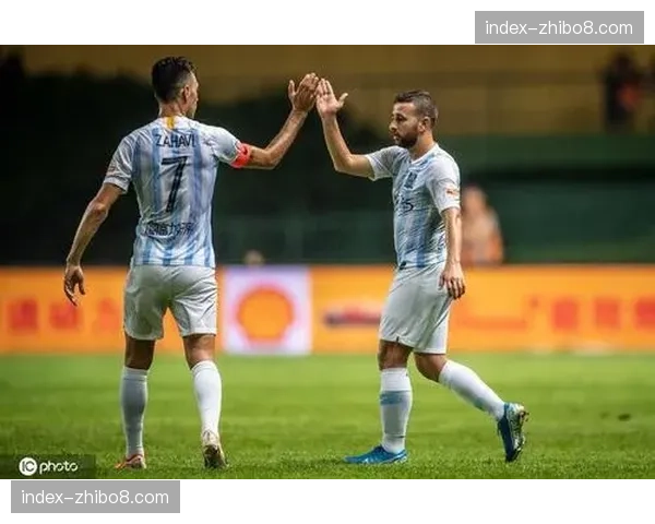 荷兰女排队长布伊吉斯因肩部不适，将返回俱乐部进行详细检查